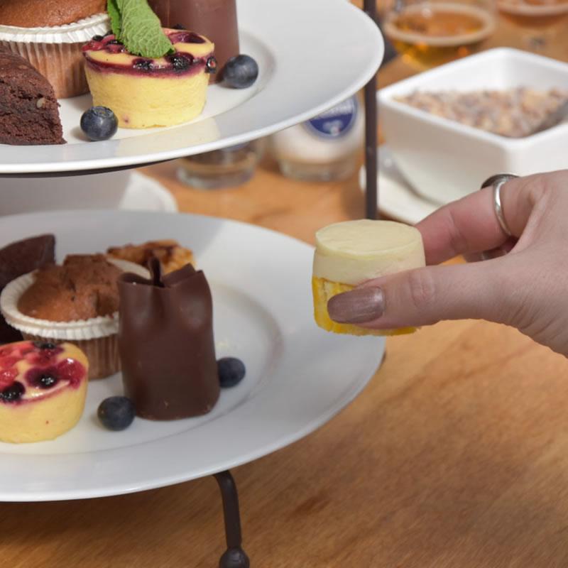 High Tea & Rondvaart Weerribben